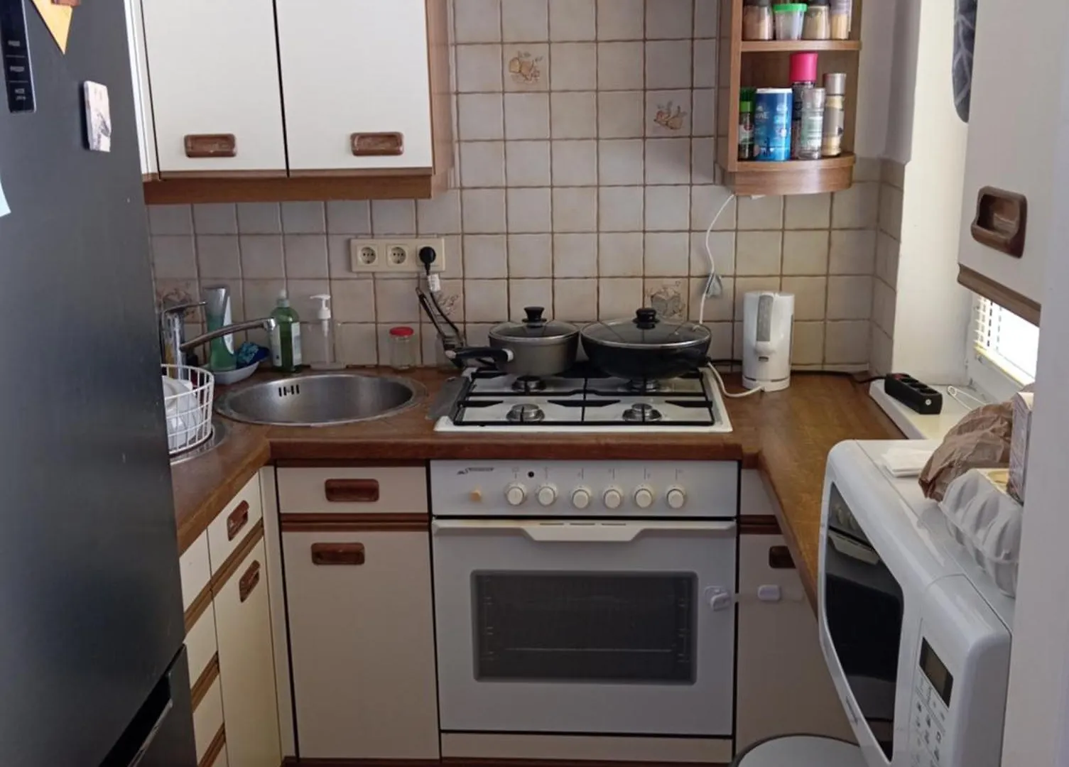 Spacious 2 Bedroom Apartment - Central Vienna - 20Min Walk To Parliament - 7Night Min